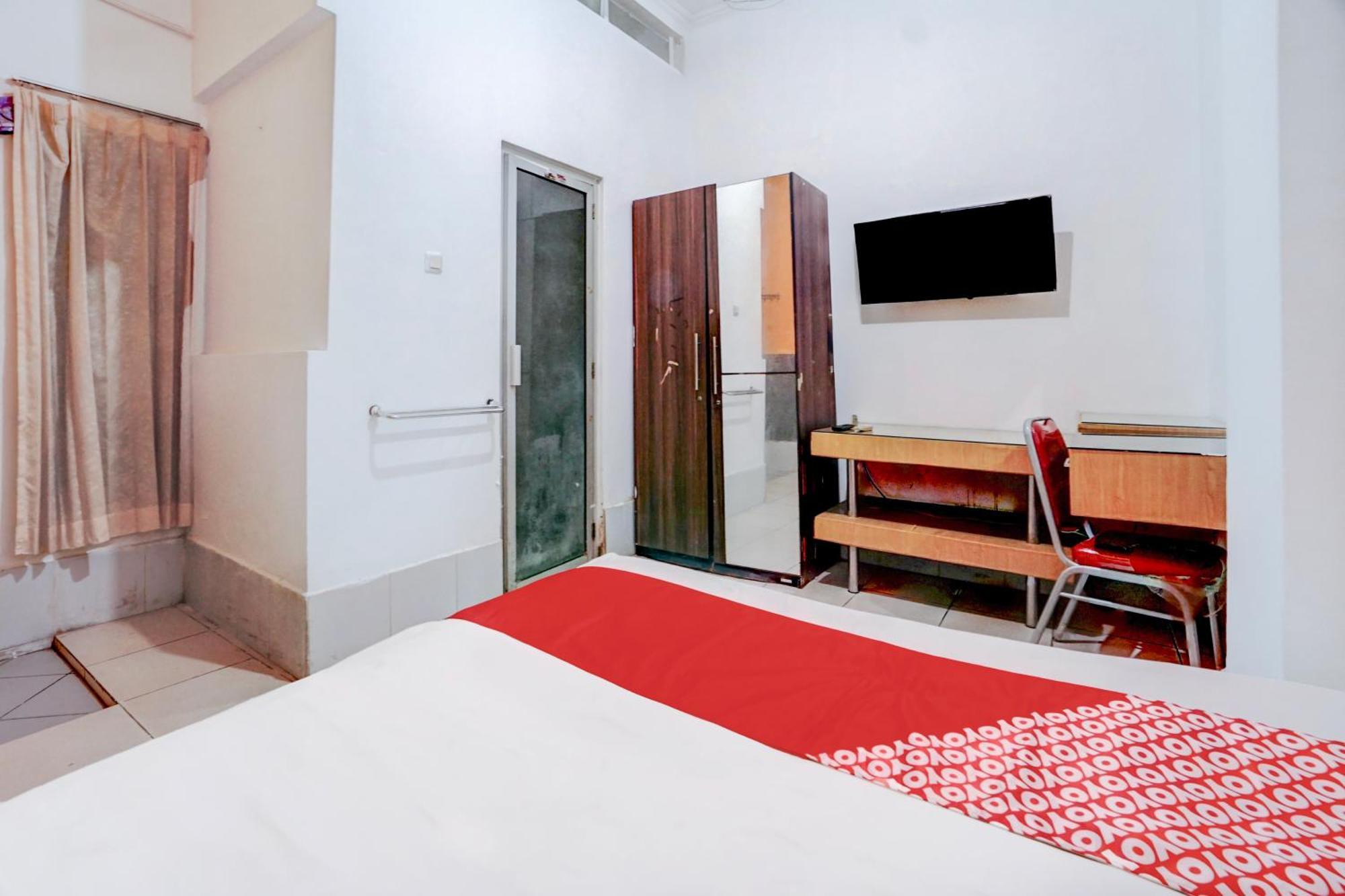 Hotel O Tegalsari Near Tunjungan Plaza Сурабая Екстериор снимка