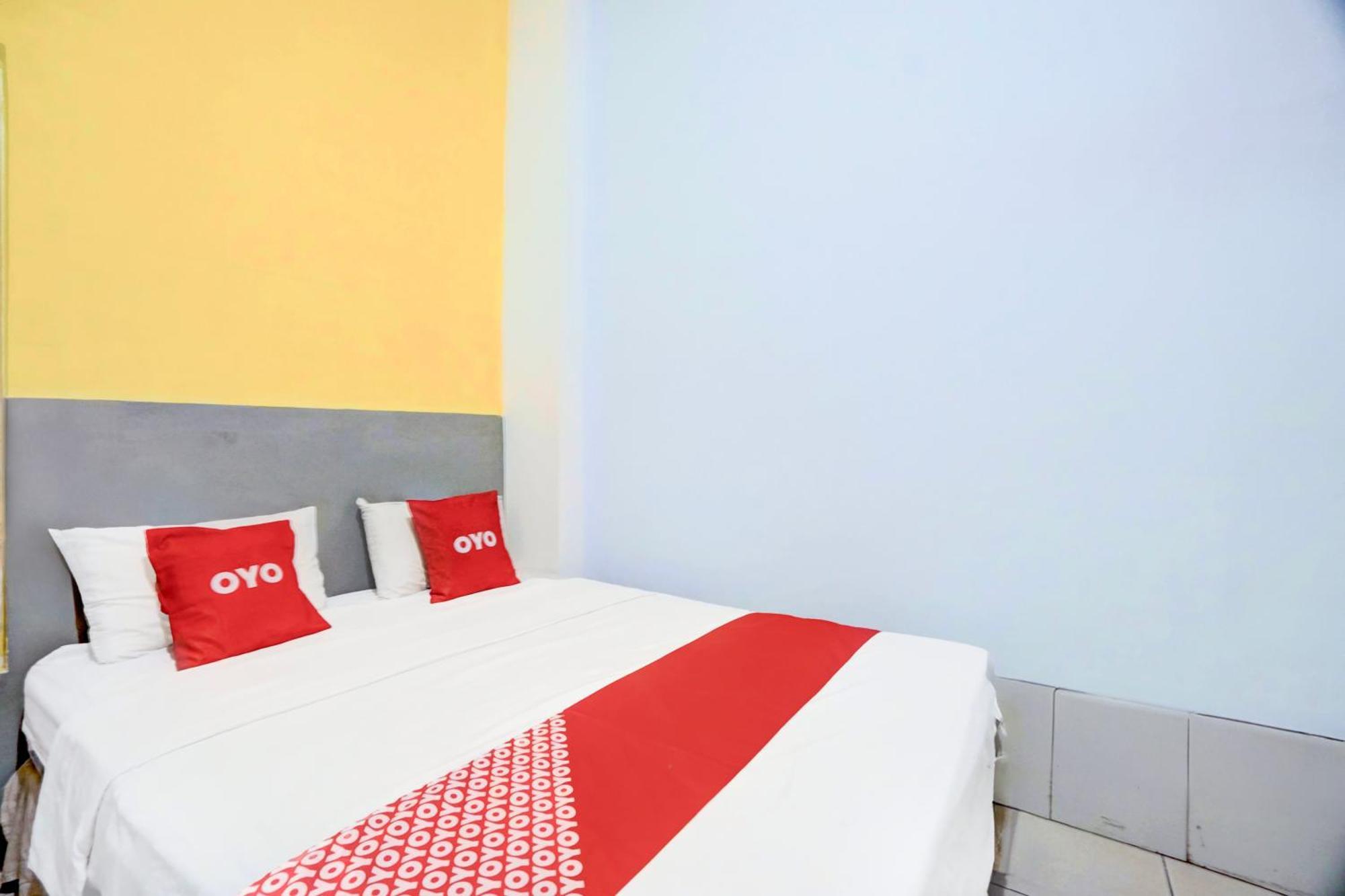 Hotel O Tegalsari Near Tunjungan Plaza Сурабая Екстериор снимка