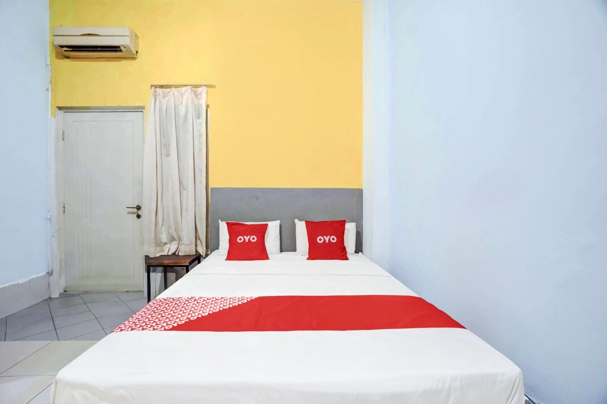 Hotel O Tegalsari Near Tunjungan Plaza Сурабая Екстериор снимка
